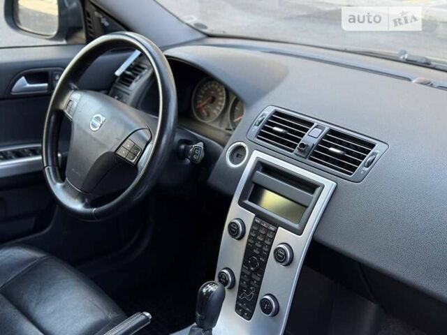 Вольво В50, объемом двигателя 1.6 л и пробегом 270 тыс. км за 6700 $, фото 13 на Automoto.ua