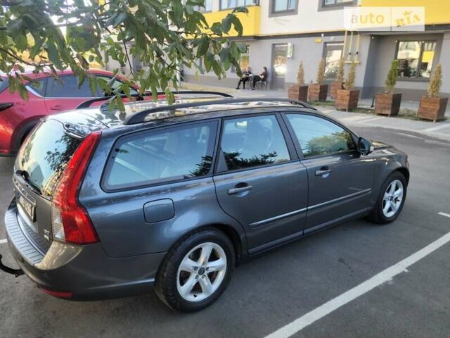 Вольво В50, объемом двигателя 1.6 л и пробегом 270 тыс. км за 6700 $, фото 9 на Automoto.ua