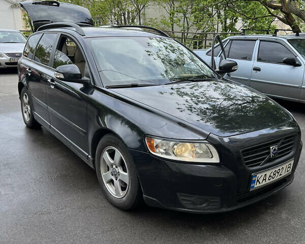 Вольво V50, об'ємом двигуна 1.56 л та пробігом 245 тис. км за 7800 $, фото 1 на Automoto.ua