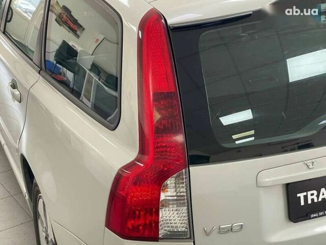 Вольво В50, объемом двигателя 1.6 л и пробегом 221 тыс. км за 6990 $, фото 9 на Automoto.ua