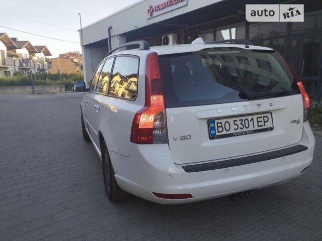 Вольво В50, объемом двигателя 1.56 л и пробегом 216 тыс. км за 7900 $, фото 2 на Automoto.ua
