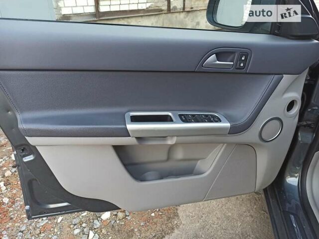 Вольво В50 2010 в Хмельницком на Automoto.ua Вольво В50, объемом двигателя 2 л и пробегом 187 тыс. км за 8599 $, фото 24 на Automoto.ua