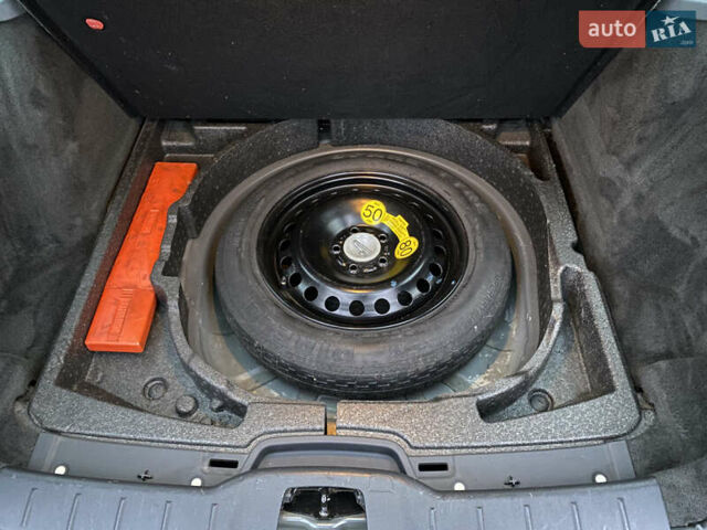 Вольво В50, объемом двигателя 1.6 л и пробегом 223 тыс. км за 7390 $, фото 34 на Automoto.ua