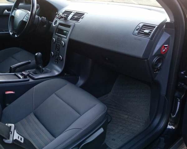 Вольво В50, объемом двигателя 1.6 л и пробегом 263 тыс. км за 6800 $, фото 11 на Automoto.ua