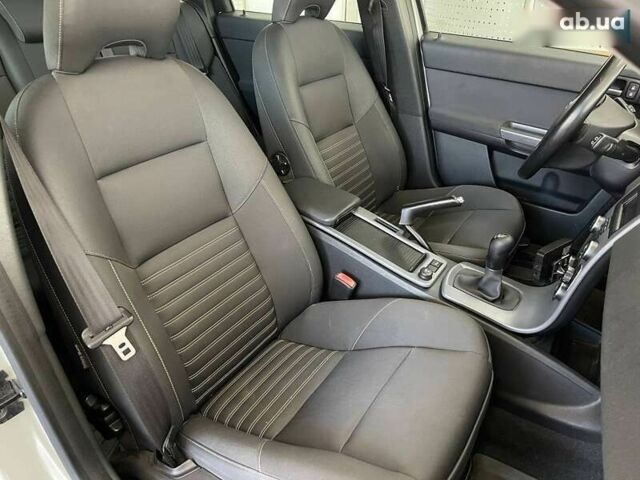 Вольво В50, объемом двигателя 1.6 л и пробегом 221 тыс. км за 6990 $, фото 28 на Automoto.ua