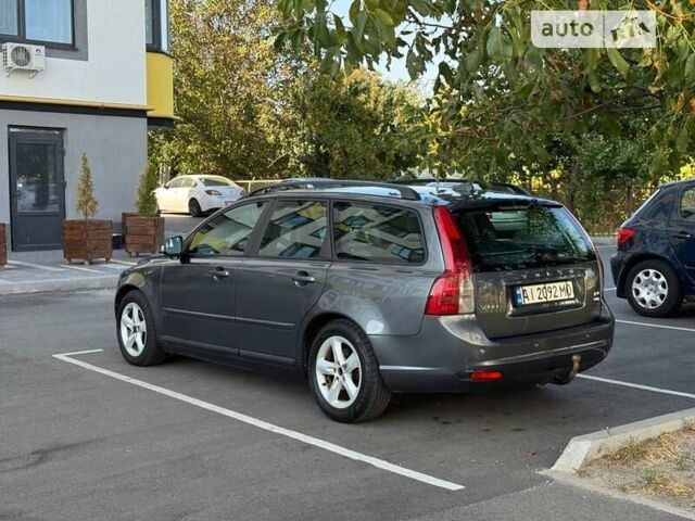 Вольво В50, объемом двигателя 1.6 л и пробегом 270 тыс. км за 6700 $, фото 3 на Automoto.ua