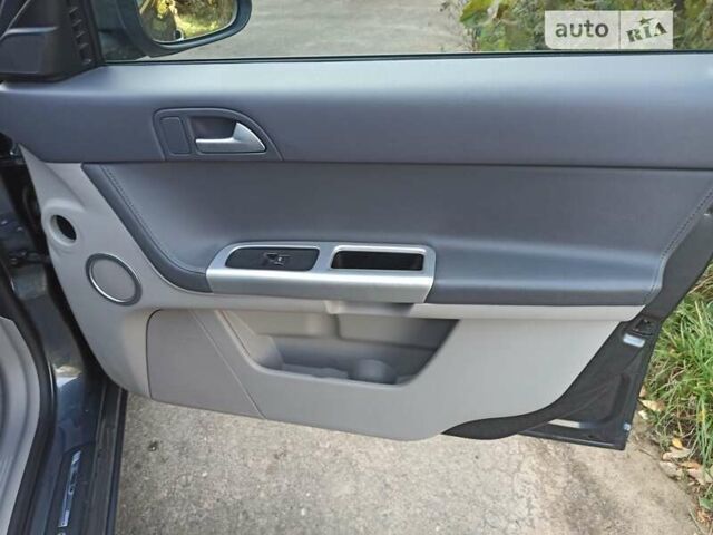 Вольво В50 2010 в Хмельницком на Automoto.ua Вольво В50, объемом двигателя 2 л и пробегом 187 тыс. км за 8599 $, фото 26 на Automoto.ua