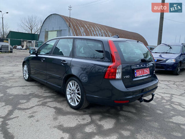 Вольво В50, объемом двигателя 1.6 л и пробегом 223 тыс. км за 7390 $, фото 5 на Automoto.ua