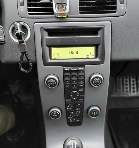 Вольво V50, об'ємом двигуна 1.6 л та пробігом 168 тис. км за 7850 $, фото 26 на Automoto.ua