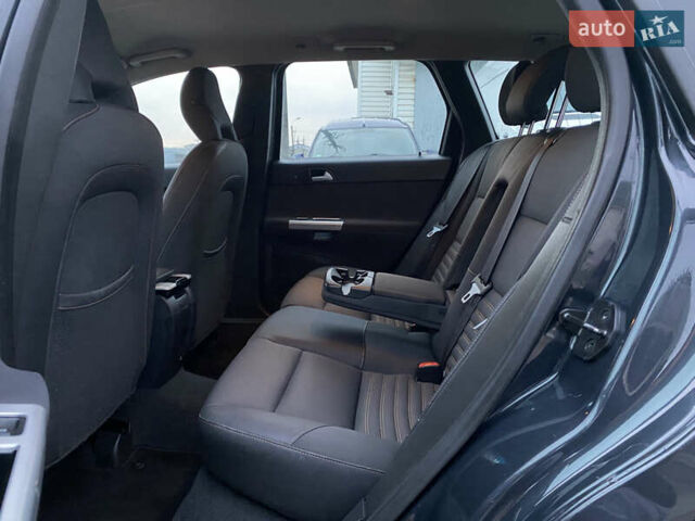 Вольво В50, объемом двигателя 1.6 л и пробегом 223 тыс. км за 7390 $, фото 31 на Automoto.ua