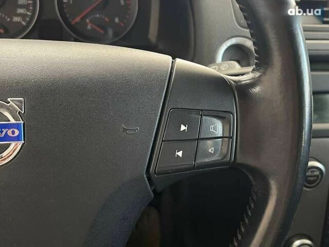 Вольво В50, объемом двигателя 1.6 л и пробегом 221 тыс. км за 6990 $, фото 20 на Automoto.ua