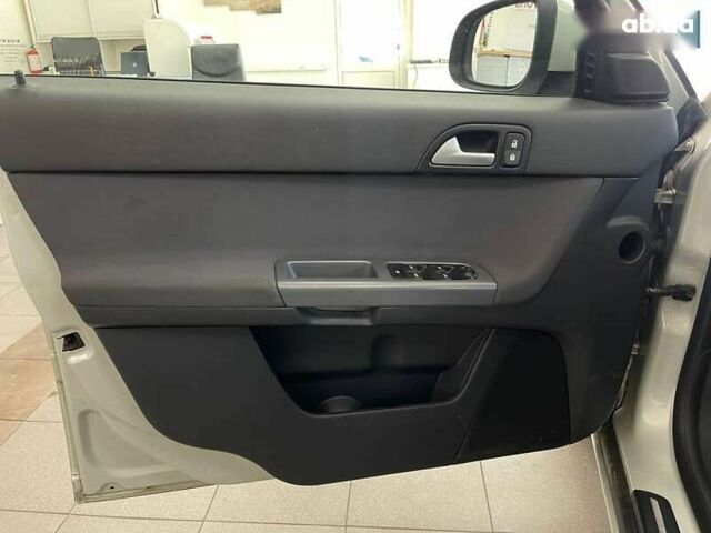 Вольво В50, объемом двигателя 1.6 л и пробегом 221 тыс. км за 6990 $, фото 21 на Automoto.ua