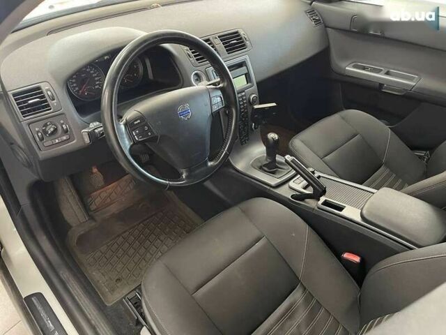 Вольво В50, объемом двигателя 1.6 л и пробегом 221 тыс. км за 6990 $, фото 24 на Automoto.ua