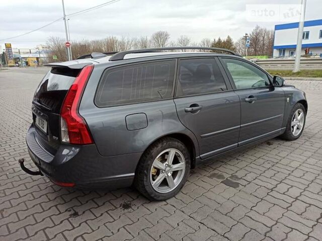 Вольво В50 2010 в Хмельницком на Automoto.ua Вольво В50, объемом двигателя 2 л и пробегом 187 тыс. км за 8599 $, фото 4 на Automoto.ua