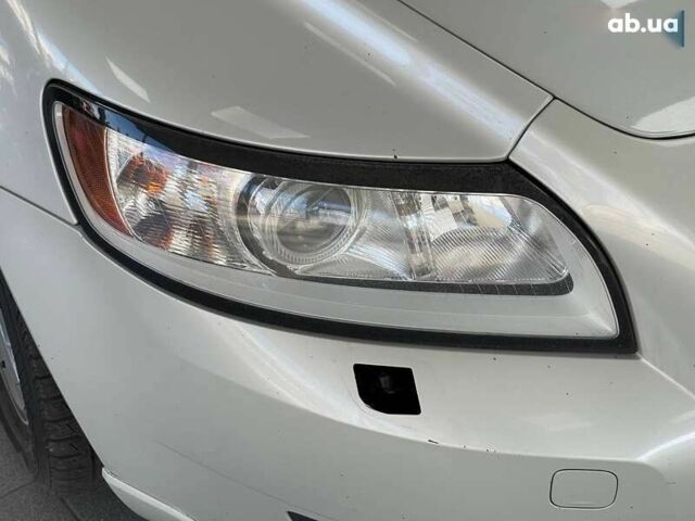 Вольво В50, объемом двигателя 1.6 л и пробегом 221 тыс. км за 6990 $, фото 2 на Automoto.ua