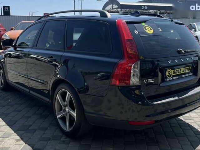 Вольво V50, об'ємом двигуна 1.6 л та пробігом 214 тис. км за 7900 $, фото 4 на Automoto.ua