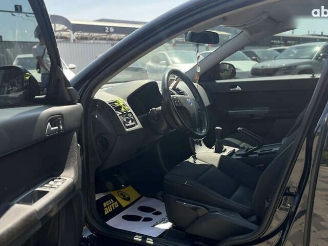 Вольво V50, об'ємом двигуна 1.6 л та пробігом 214 тис. км за 7900 $, фото 15 на Automoto.ua