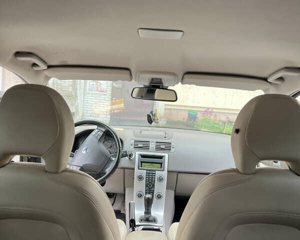 Вольво В50, объемом двигателя 1.56 л и пробегом 245 тыс. км за 6550 $, фото 16 на Automoto.ua