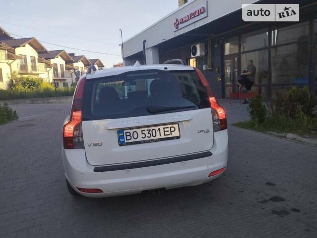 Вольво В50, объемом двигателя 1.56 л и пробегом 216 тыс. км за 7900 $, фото 3 на Automoto.ua