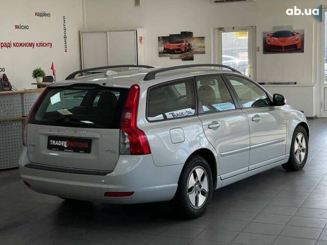 Вольво В50, объемом двигателя 1.6 л и пробегом 221 тыс. км за 6990 $, фото 12 на Automoto.ua