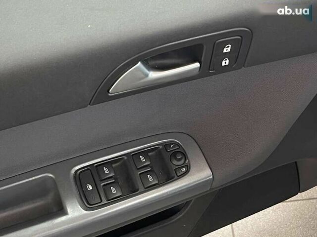 Вольво В50, объемом двигателя 1.6 л и пробегом 221 тыс. км за 6990 $, фото 22 на Automoto.ua