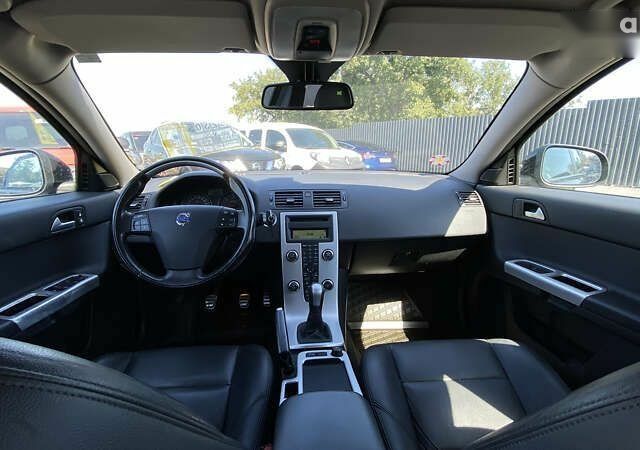 Вольво V50, об'ємом двигуна 1.6 л та пробігом 197 тис. км за 8200 $, фото 17 на Automoto.ua