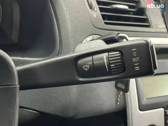 Вольво V50, об'ємом двигуна 1.6 л та пробігом 227 тис. км за 6690 $, фото 29 на Automoto.ua