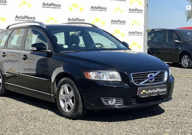 Вольво V50, об'ємом двигуна 1.6 л та пробігом 197 тис. км за 8200 $, фото 3 на Automoto.ua