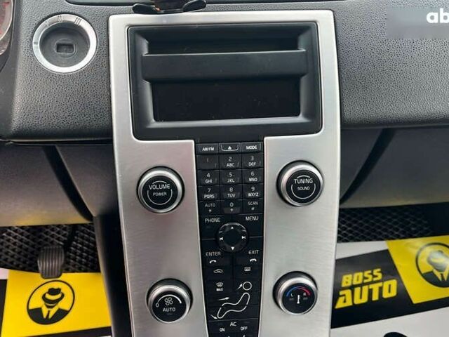 Вольво V50, об'ємом двигуна 1.6 л та пробігом 246 тис. км за 8600 $, фото 11 на Automoto.ua