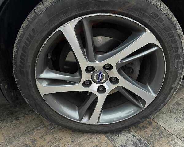 Вольво В50, объемом двигателя 1.6 л и пробегом 259 тыс. км за 7600 $, фото 8 на Automoto.ua