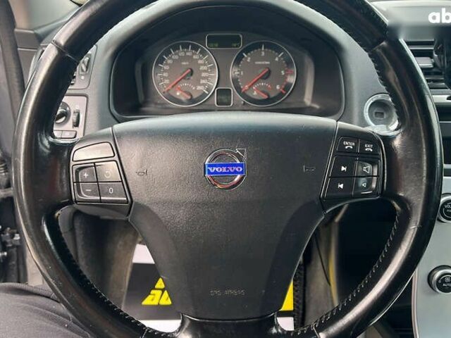 Вольво V50, об'ємом двигуна 1.6 л та пробігом 246 тис. км за 8600 $, фото 10 на Automoto.ua