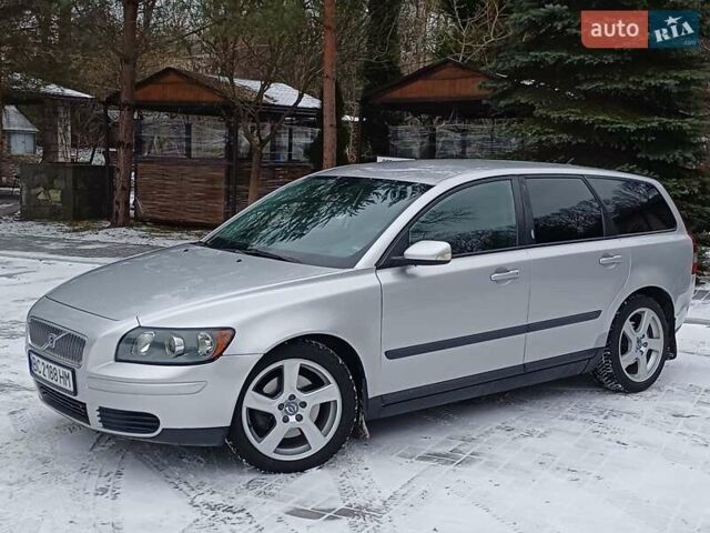 Сірий Вольво V50, об'ємом двигуна 2 л та пробігом 385 тис. км за 4650 $, фото 8 на Automoto.ua