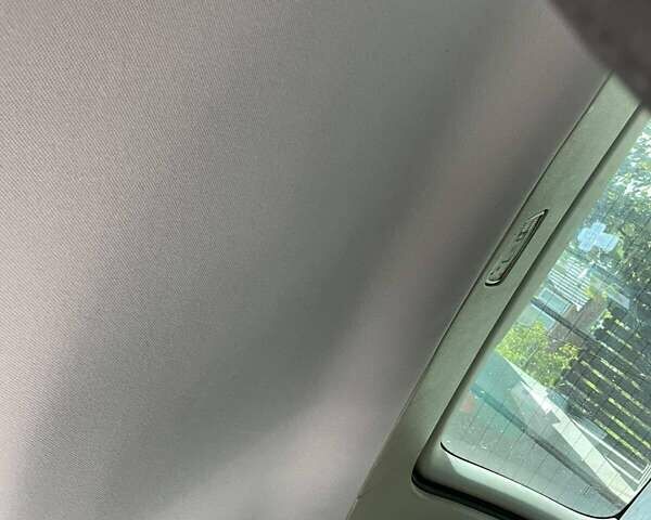 Серый Вольво В50, объемом двигателя 2 л и пробегом 400 тыс. км за 4200 $, фото 13 на Automoto.ua