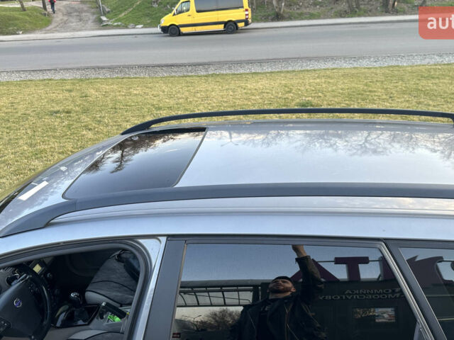 Сірий Вольво V50, об'ємом двигуна 2 л та пробігом 280 тис. км за 4200 $, фото 5 на Automoto.ua