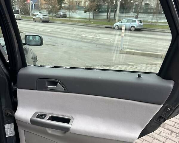 Сірий Вольво V50, об'ємом двигуна 2 л та пробігом 290 тис. км за 6400 $, фото 27 на Automoto.ua