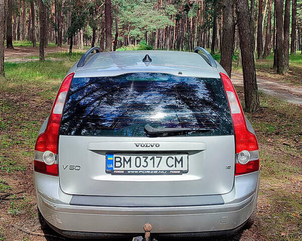 Сірий Вольво V50, об'ємом двигуна 1.6 л та пробігом 232 тис. км за 5800 $, фото 1 на Automoto.ua