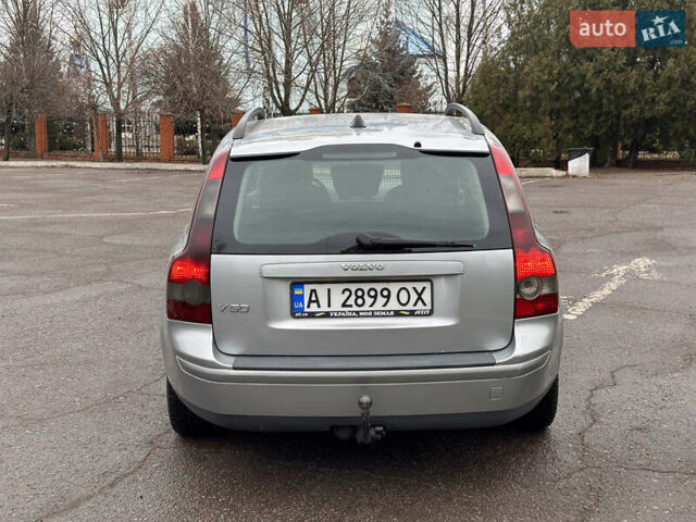 Сірий Вольво V50, об'ємом двигуна 1.6 л та пробігом 243 тис. км за 5500 $, фото 4 на Automoto.ua