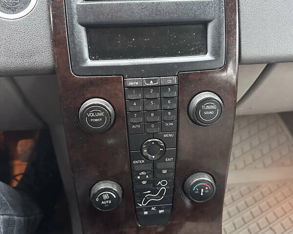 Сірий Вольво V50, об'ємом двигуна 1.6 л та пробігом 243 тис. км за 5500 $, фото 9 на Automoto.ua