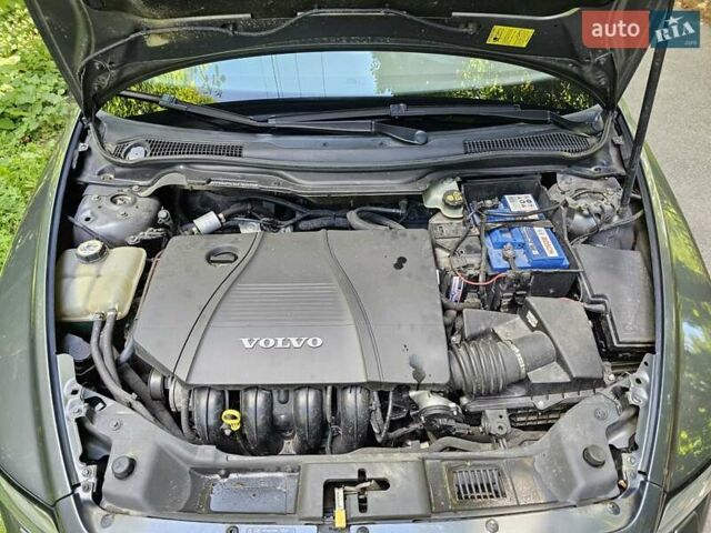 Вольво В50 2005 в Виннице на Automoto.ua Серый Вольво В50, объемом двигателя 1.8 л и пробегом 262 тыс. км за 5755 $, фото 15 на Automoto.ua