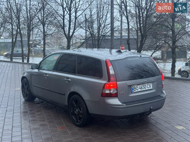 Серый Вольво В50, объемом двигателя 2 л и пробегом 281 тыс. км за 4650 $, фото 5 на Automoto.ua