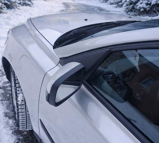 Сірий Вольво V50, об'ємом двигуна 2 л та пробігом 306 тис. км за 5300 $, фото 3 на Automoto.ua