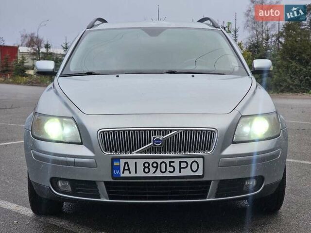 Серый Вольво В50, объемом двигателя 1.6 л и пробегом 290 тыс. км за 5900 $, фото 5 на Automoto.ua