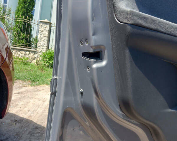Сірий Вольво V50, об'ємом двигуна 2 л та пробігом 278 тис. км за 6000 $, фото 6 на Automoto.ua
