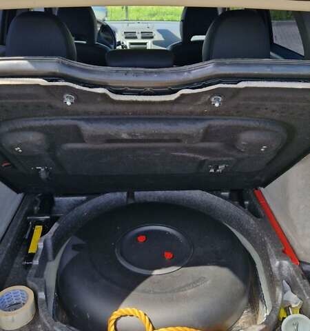 Сірий Вольво V50, об'ємом двигуна 2.44 л та пробігом 317 тис. км за 6600 $, фото 13 на Automoto.ua