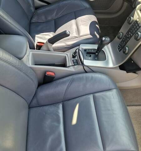 Сірий Вольво V50, об'ємом двигуна 2.44 л та пробігом 317 тис. км за 6600 $, фото 17 на Automoto.ua