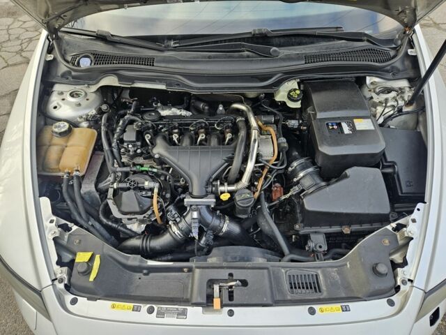 Серый Вольво В50, объемом двигателя 0 л и пробегом 300 тыс. км за 3200 $, фото 9 на Automoto.ua