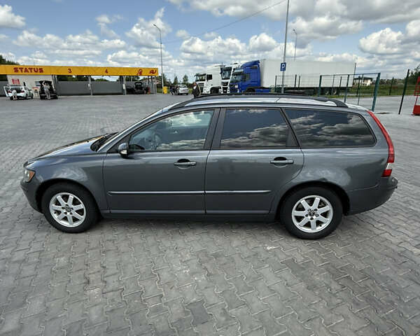 Серый Вольво В50, объемом двигателя 1.56 л и пробегом 308 тыс. км за 6000 $, фото 8 на Automoto.ua