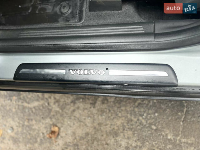 Вольво В50 2006 в Виннице на Automoto.ua Серый Вольво В50, объемом двигателя 2 л и пробегом 160 тыс. км за 3299 $, фото 15 на Automoto.ua