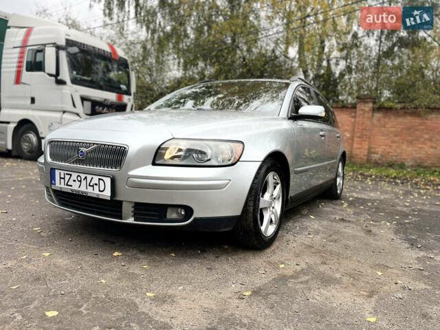 Вольво В50 2006 в Виннице на Automoto.ua Серый Вольво В50, объемом двигателя 2 л и пробегом 160 тыс. км за 3299 $, фото 1 на Automoto.ua