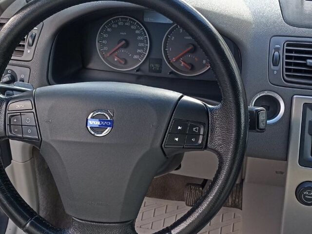 Сірий Вольво V50, об'ємом двигуна 1.8 л та пробігом 267 тис. км за 6500 $, фото 1 на Automoto.ua